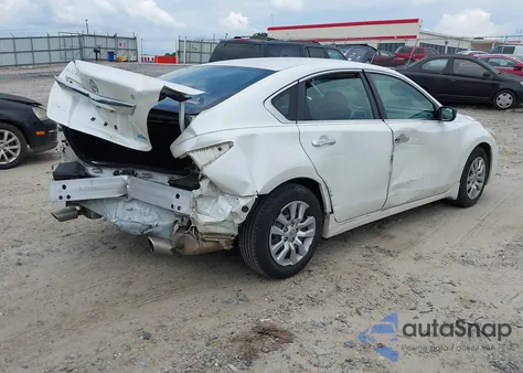2013 Nissan Altima 2.5 S z USA, uszkodzony, nr VIN 1N4AL3AP0DC168580
